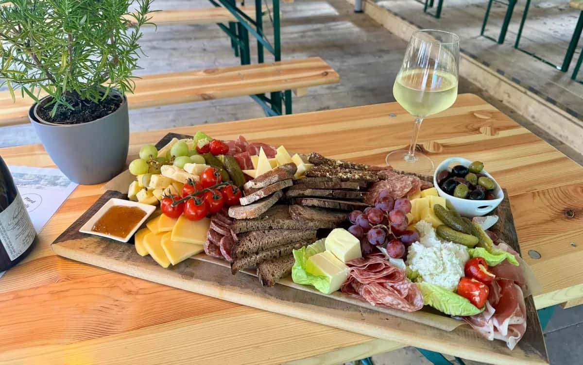 Festliches Premium-Buffet für eine Hochzeit in NRW